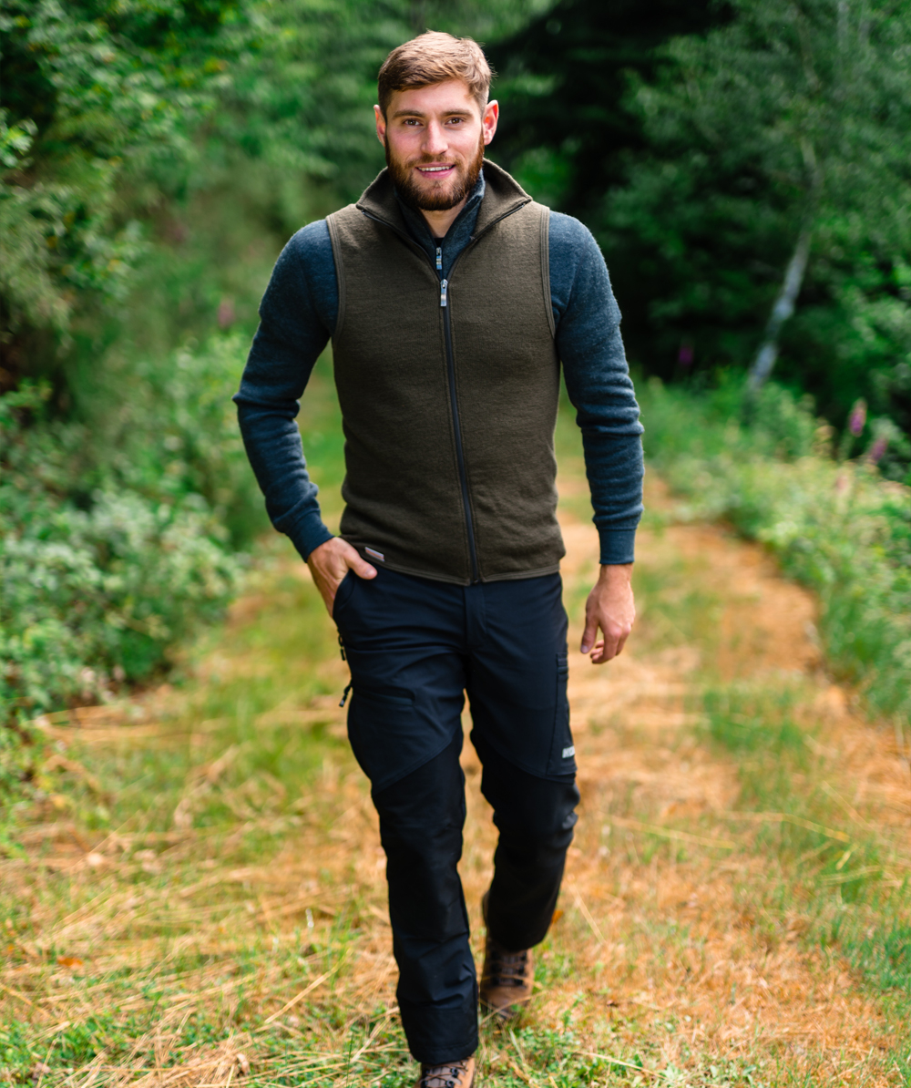 Woolpower Vest 400 Strickweste / Merino Weste Pine green » bei KOX